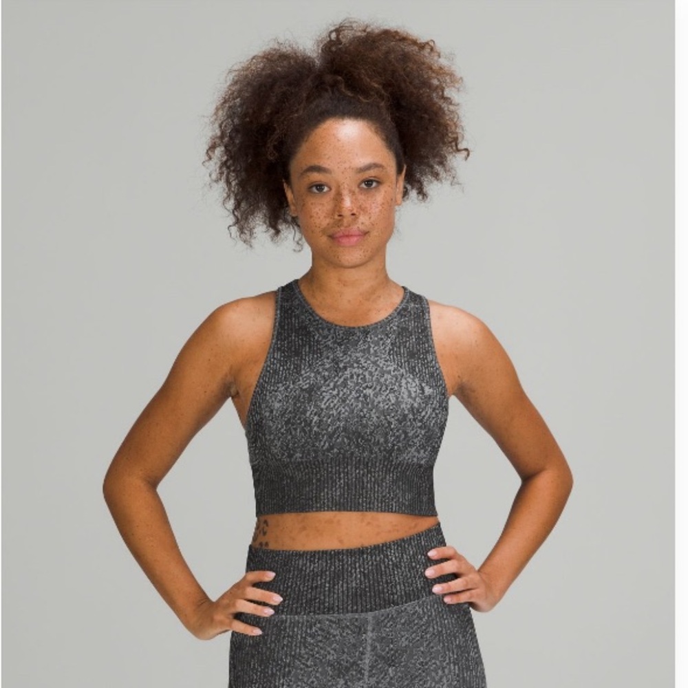 LULULEMON Ebb to Train Bra * Medium Support C/D cup